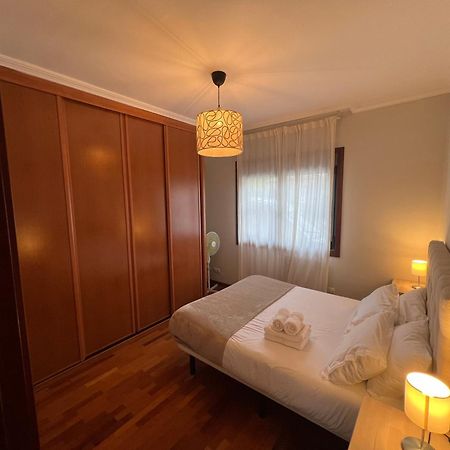 A Estrenar ,Con Vistas Al Mar Y Aparcamiento Gratis En El Casco Viejo-Centro-Zona Portuaria Apartment Vigo Ngoại thất bức ảnh